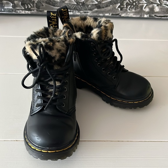 Dr Martens JUNIOR 1460 SERENA FAUX FUR BLACK LEATHER BOOTS SZ